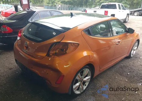 2013 Hyundai Veloster Base W/Black из США, поврежденный, VIN KMHTC6AD8DU122639